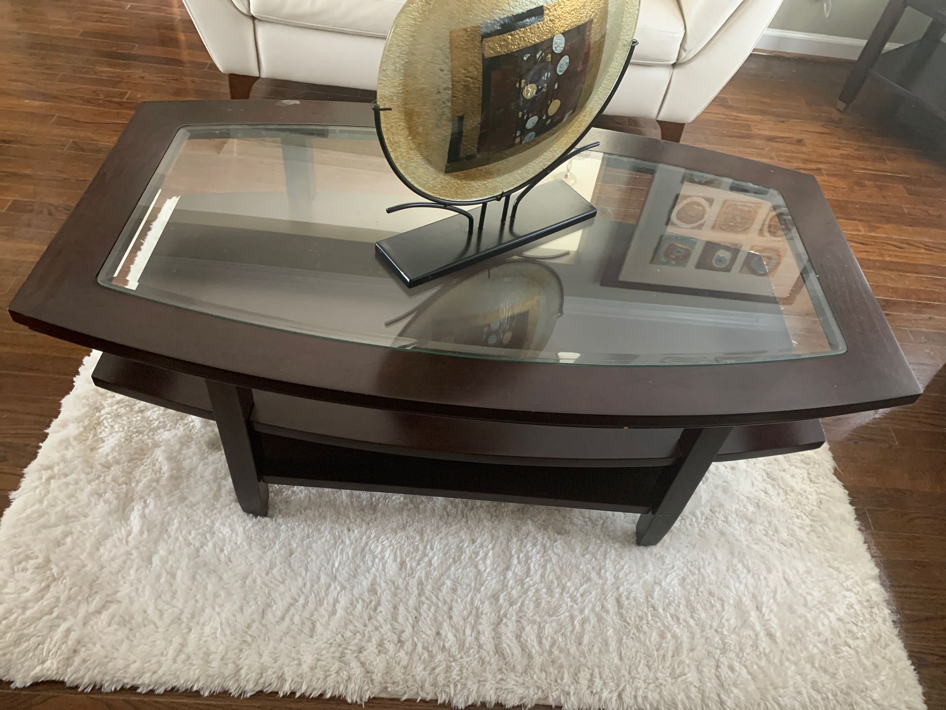 Coffee table, 2 end tables