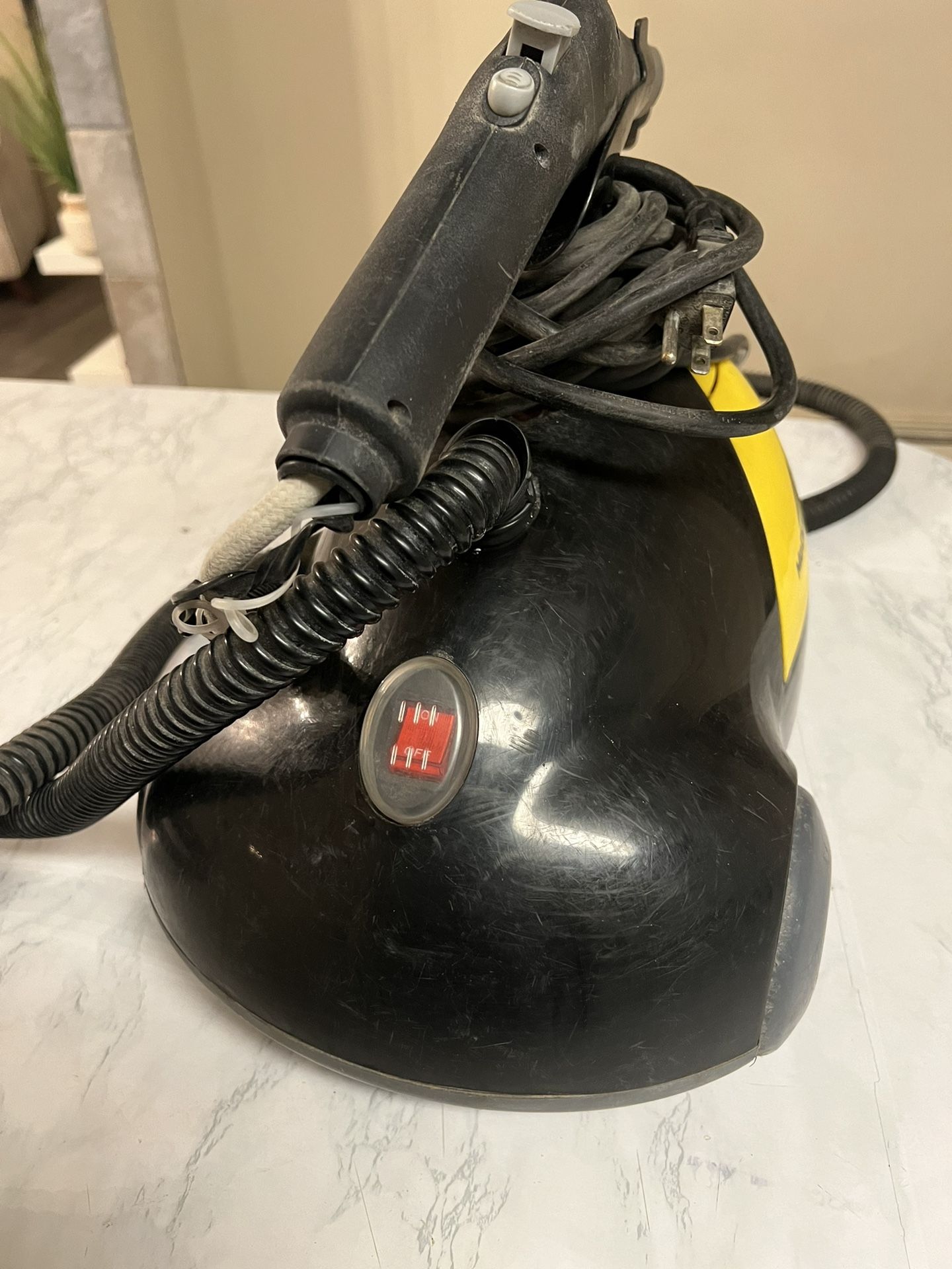 McCullouch Steam Cleaner