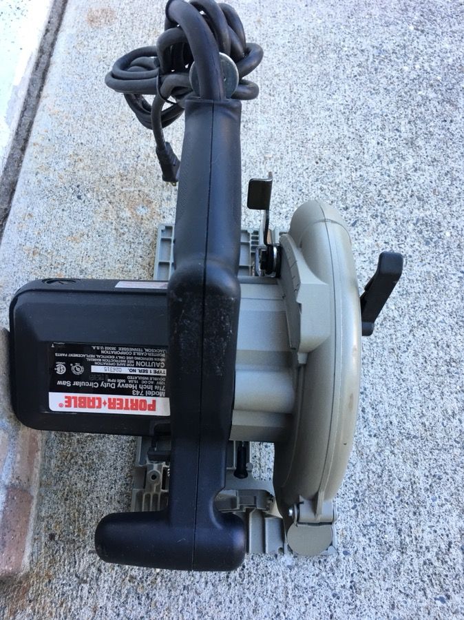 Porter Cable 743 71/4Inch 15 Amp Circular Saw, good working condition