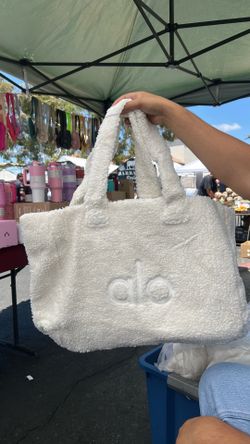 Alo teddy sherpa bag