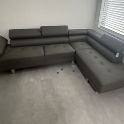 Sectional Sofa 