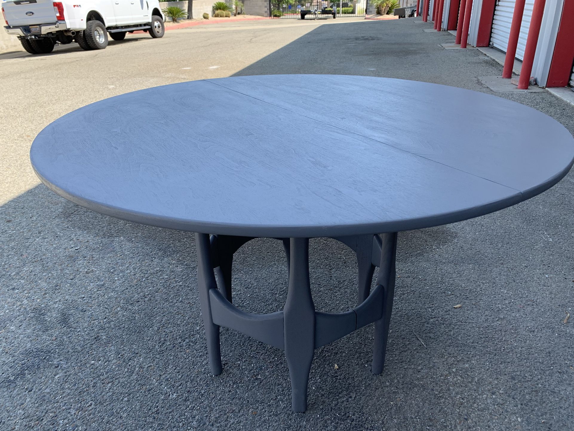 Expandable Dining Room Table