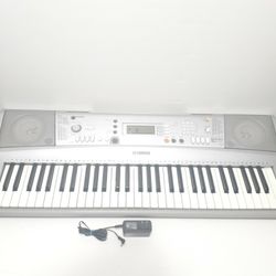 Yamaha YPT-300 61 Key Touch Sensitive Electronic Portable Keyboard. Works Great FullyTested. Power Ac Adapter 