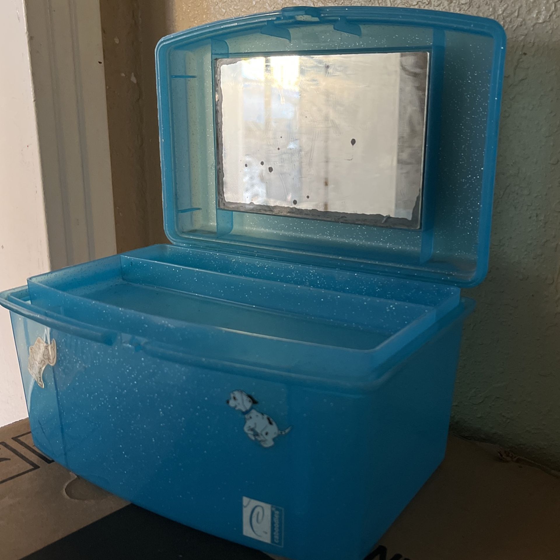 Vintage Caboodle Makeup Case