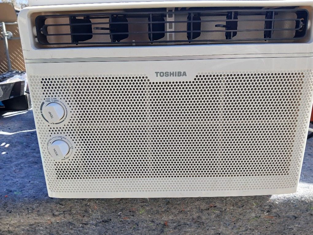 Toshiba Window AC