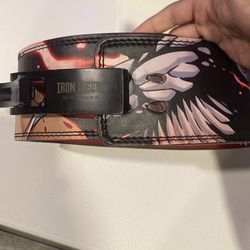 Black clover iron weebo