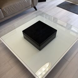 Modern Coffee Table Thick Glass And Black Stand , El Dorado 