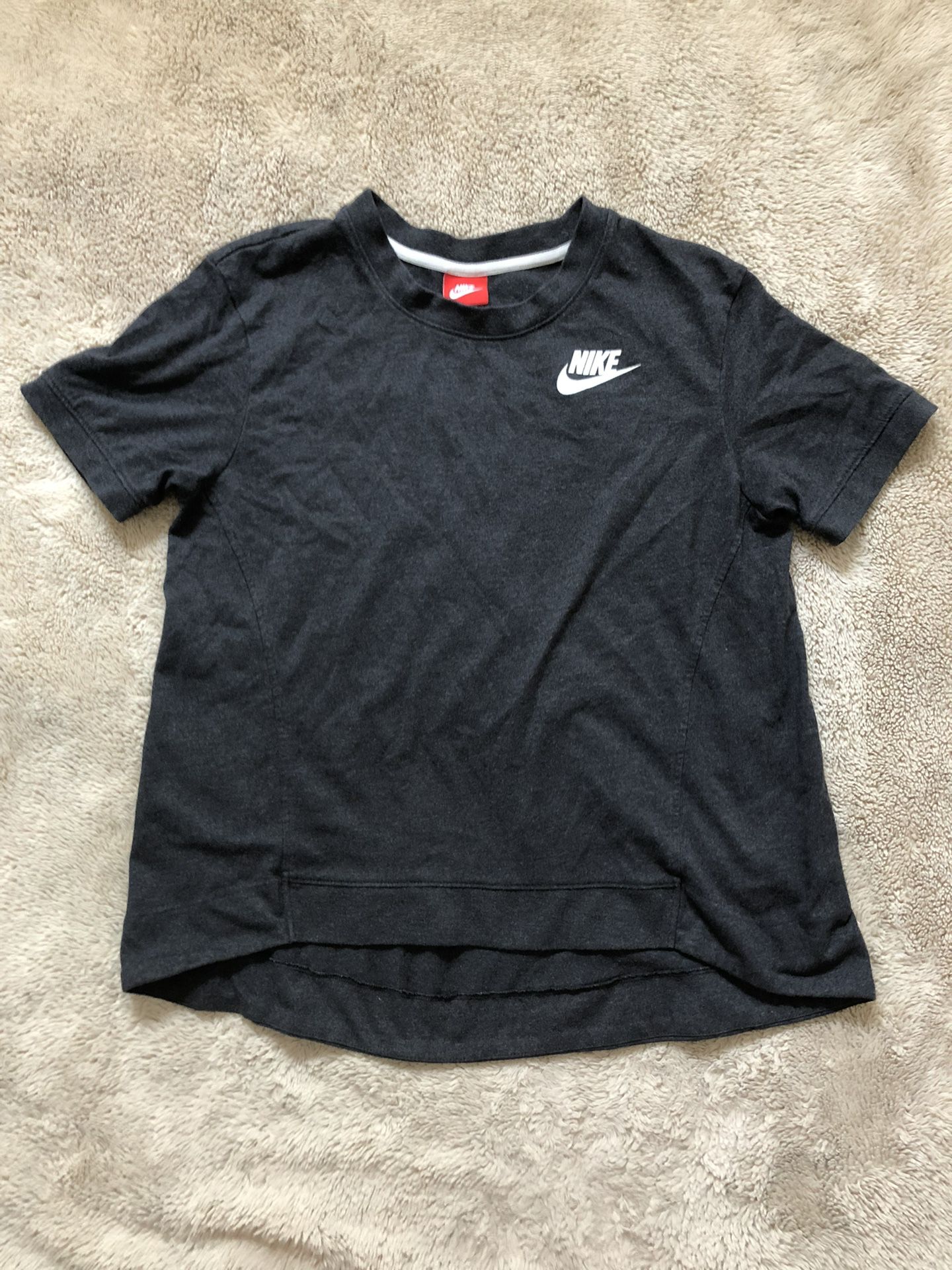 Nike Woman’s Shirt