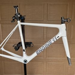 Engine 11 Skyline Frameset Carbon Size L “like New”