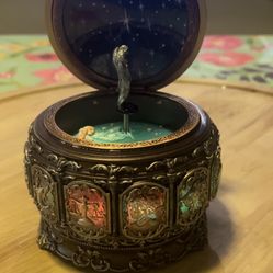 VTG: Music Box With Constellations  Rotating Goddess LED Lights Twinkling 
