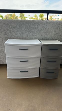 Two Clean like new plastic storage drawers organizers