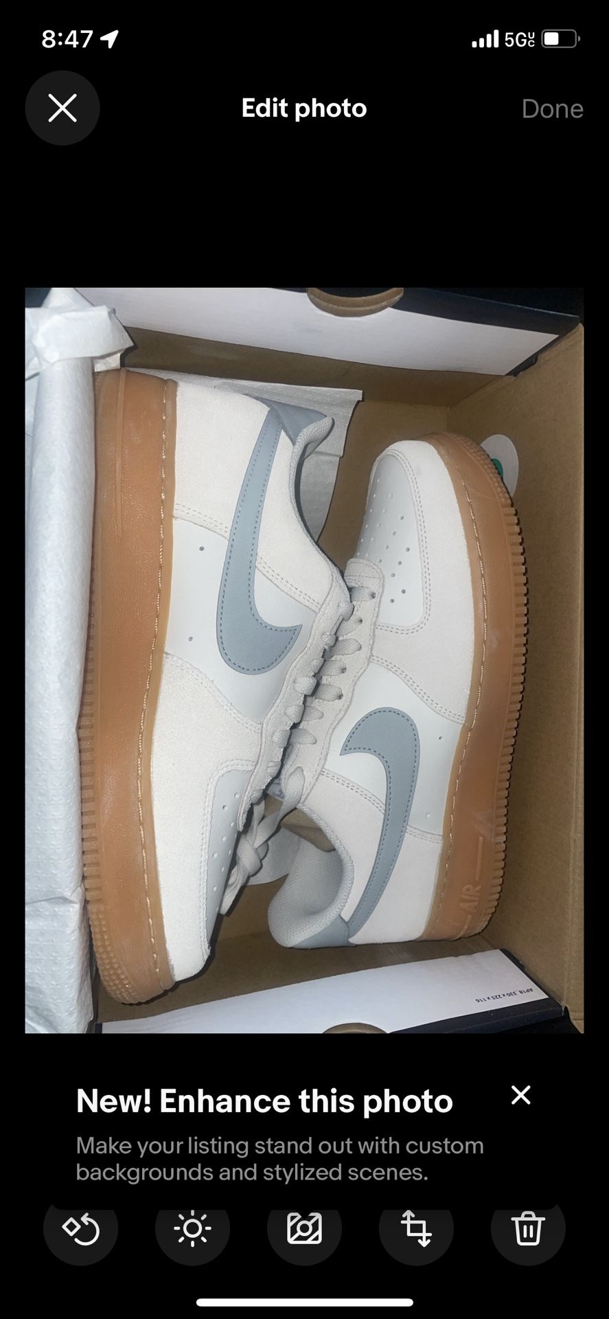 Nike Air Force 1 '07 LV8 men’s size 9