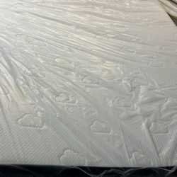 King Mattress By. Puffy  ☁️ Memory Foam Soft 