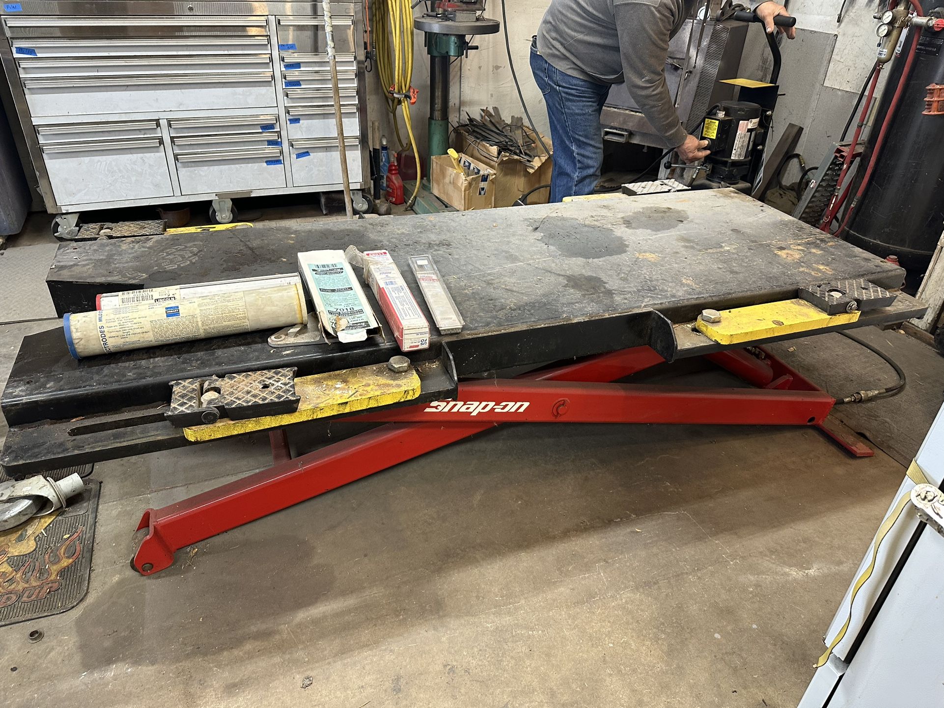 Snap On Hydraulic Lift