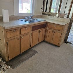 Full Kitchen: 8 Solid Wood Cabinets, Electric Stove,Microwave, Stainless Steel Sink + Countertops 