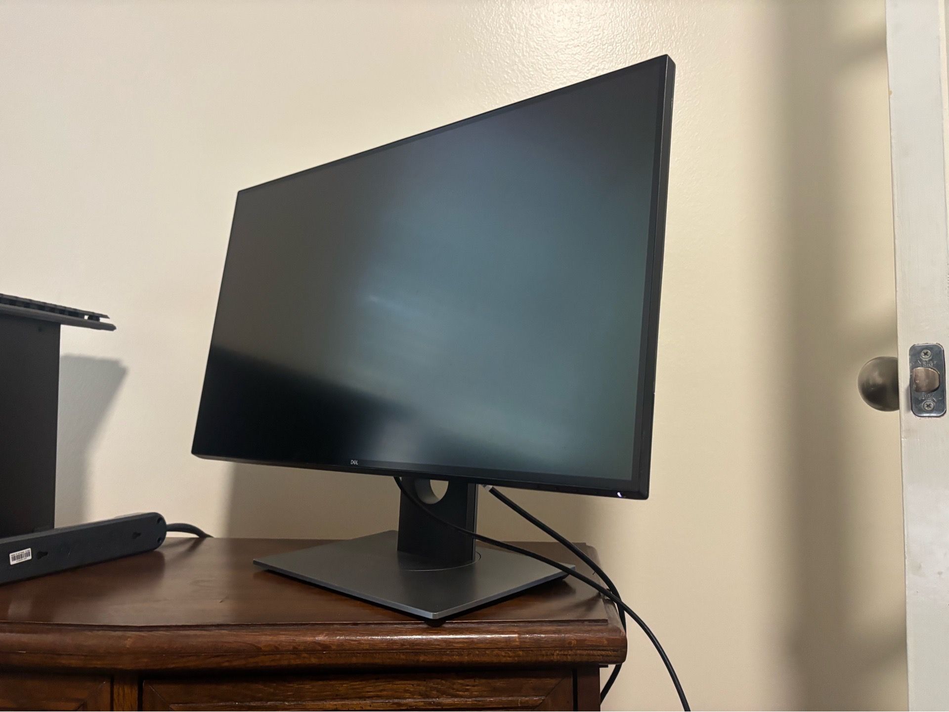 Dell UltraSharp U2718Q 27” 4K Monitor for Sale