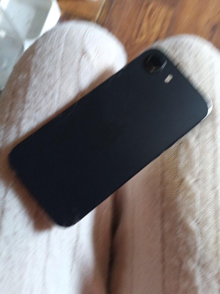 I Phone. 16e Unlocked