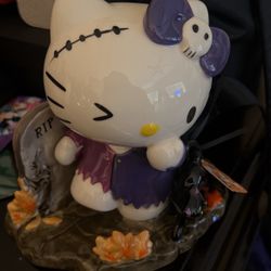 Hello kitty Halloween