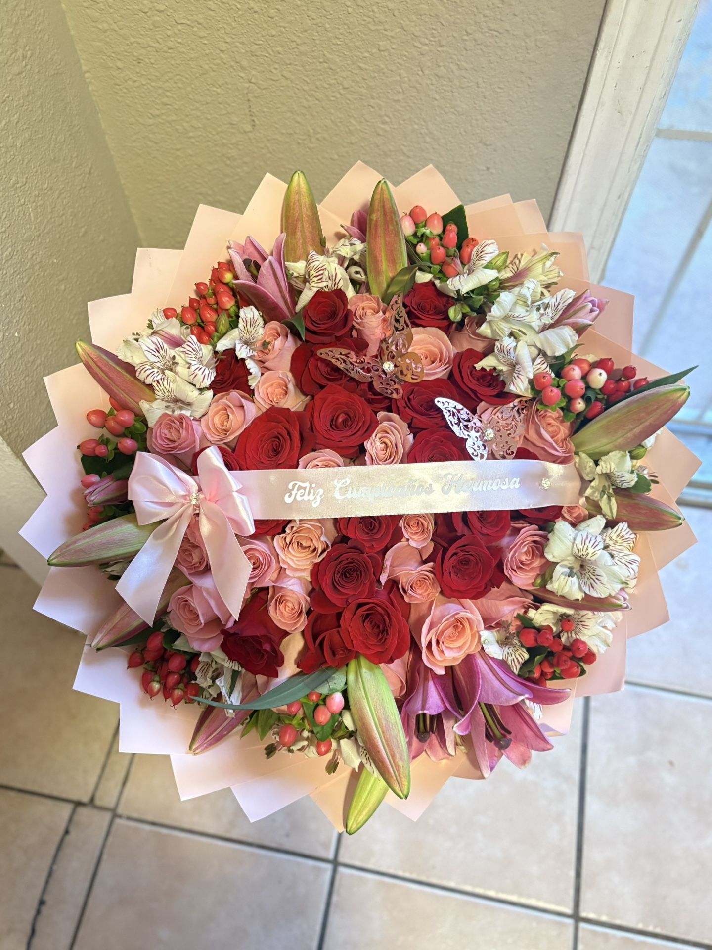 Ramo Buchon Roses Flower Bouquet 