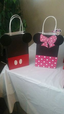 Minnie/Mickey Party Favors & Centerpieces
