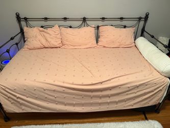Classic Twin Metal Pottery Barn Daybed Frame  – pewter