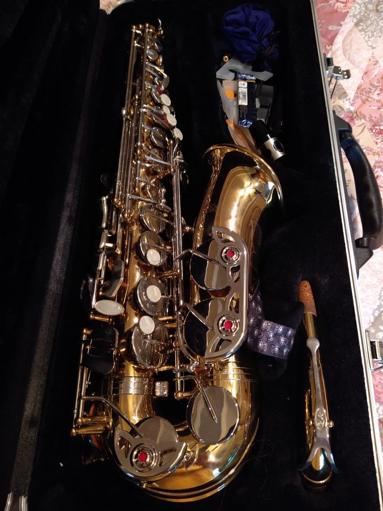 SAXOPHONE -Selmer AS 500