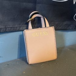 GUESS keychain 
