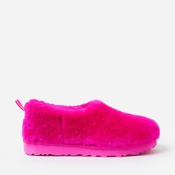 UGG Classic Cozy Bootie