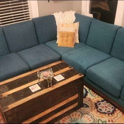 Like New Sectional Sofa