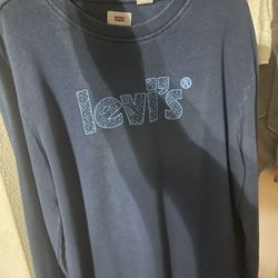 Levi’s sweater crew neck 