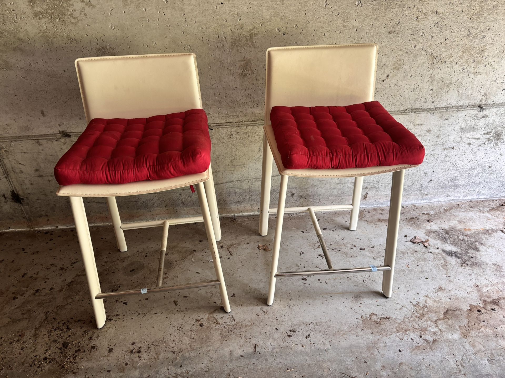 White Leather And Aluminum Bar Stools Pair With Red Cushions