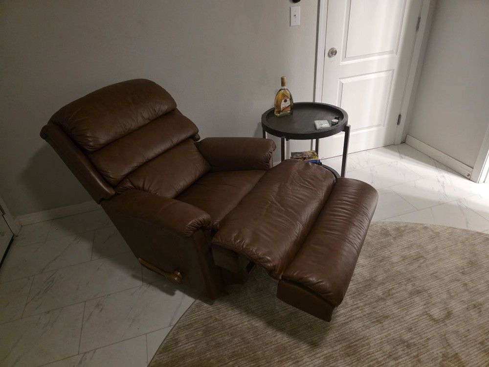 Recliner Chair 