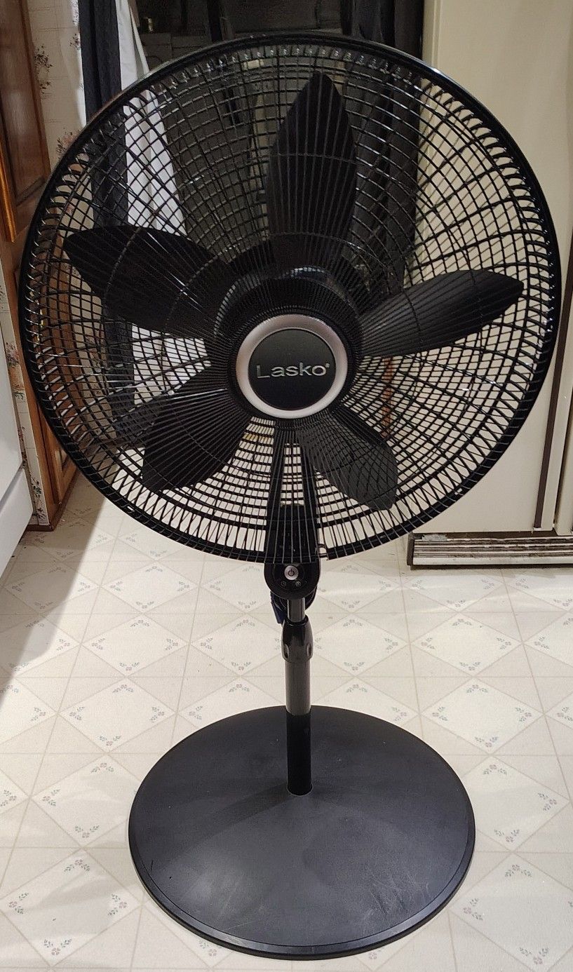 Lasko 23" Stand Fan