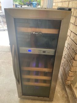 New Air 12 Bottle Wine Cooler