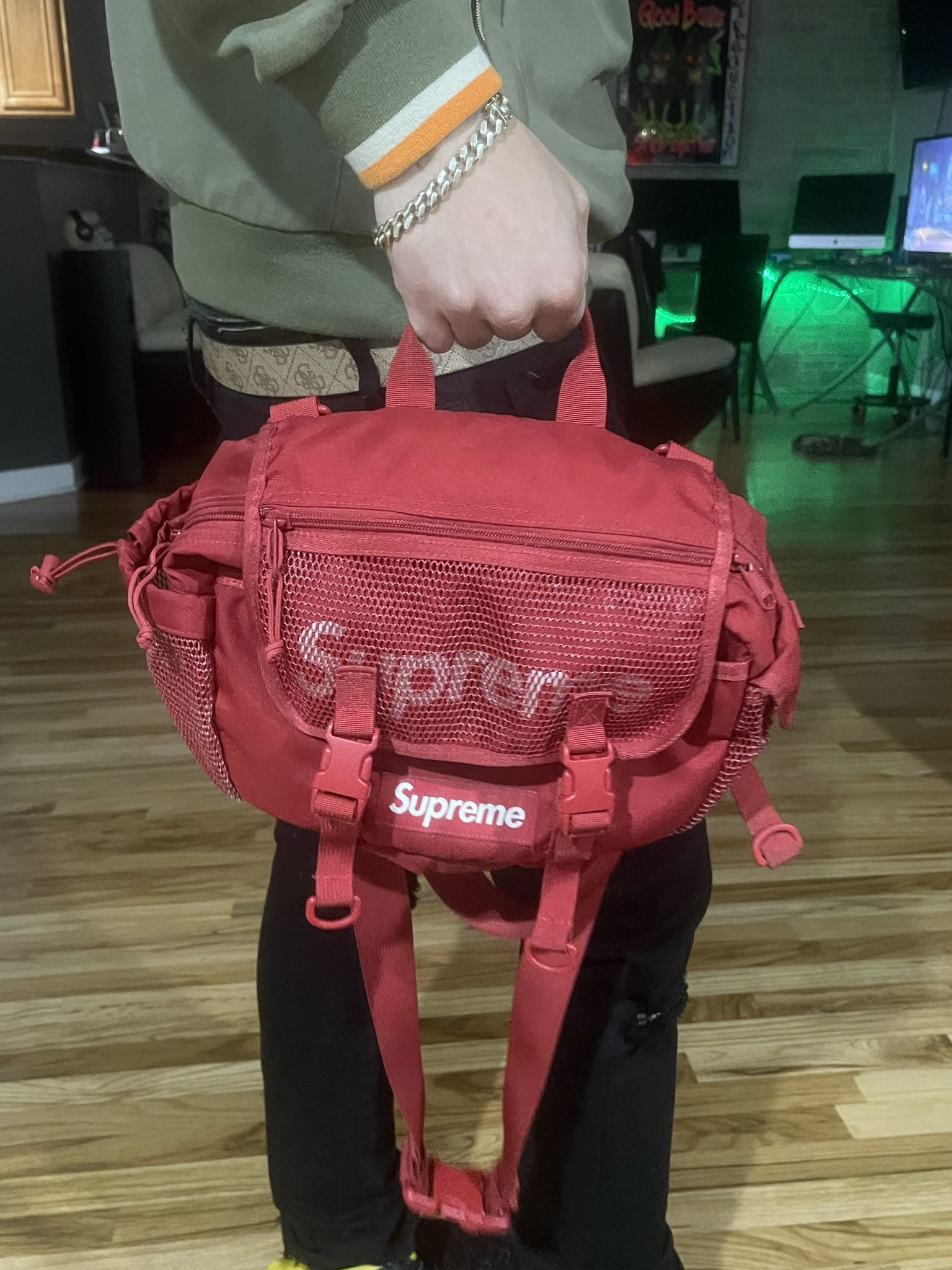 Supreme Backpack Fw20 for Sale in Sacramento, CA - OfferUp