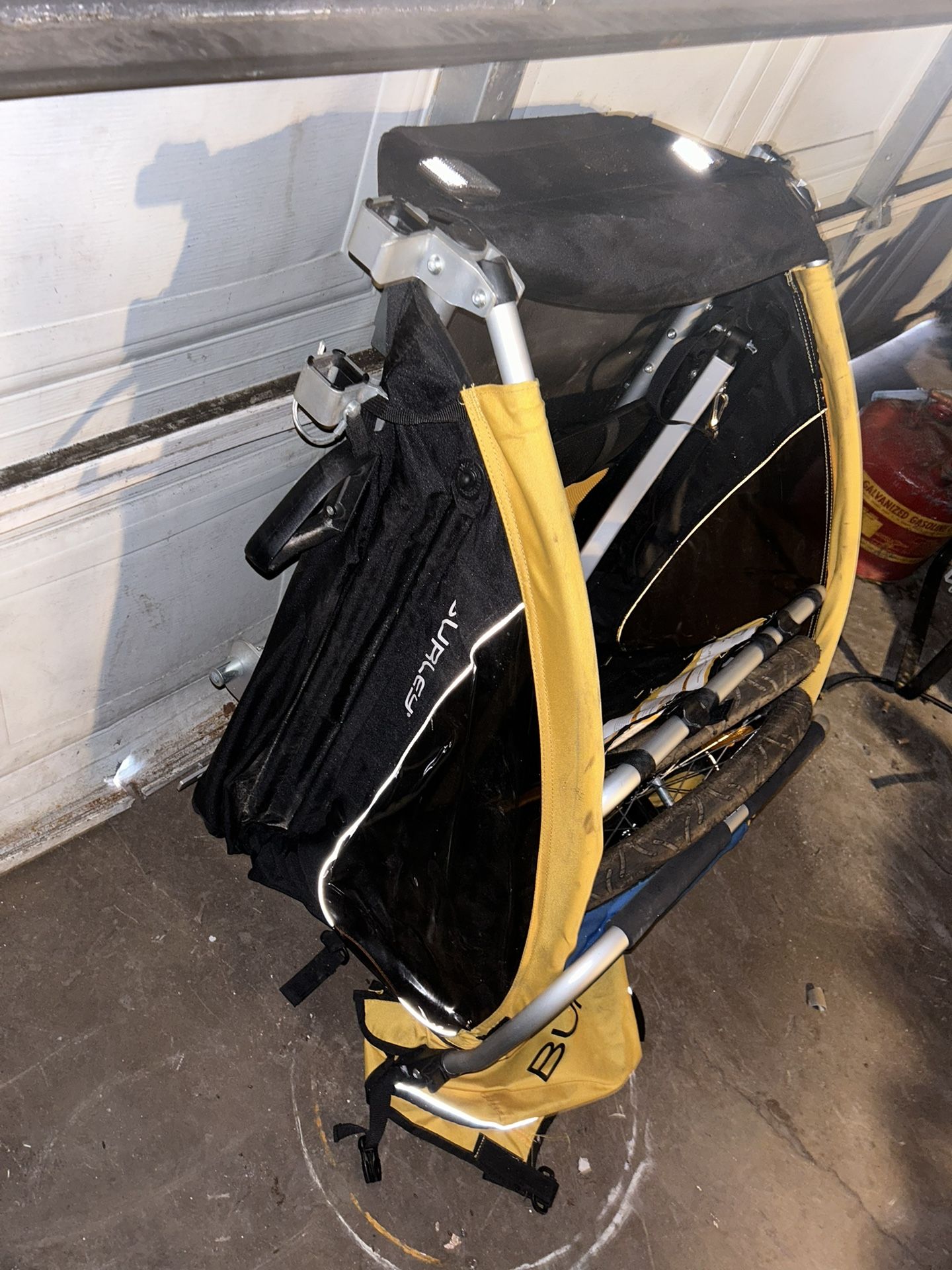 used burley bee bike trailer