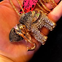 NWT And Box Vintage Rhinestone Elephant Betsey Johnson Necklace 