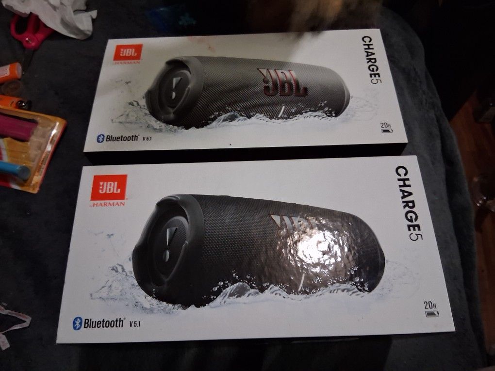 J.B.L Charge 5 Waterproof Speaker(**NEW)(×2)