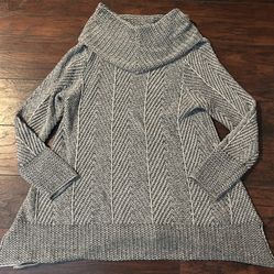 Women’s Xl Eight Eight Eight Sweater