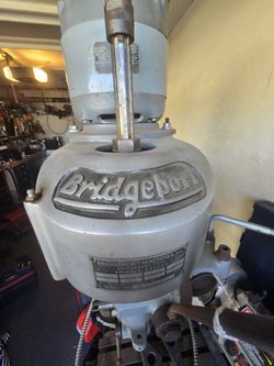 Bridgeport Clausing 8512 Milling Machine