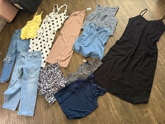 Women OLD NAVY SUMMER CLOTHES