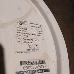 Cubeta Nueva Cuesta Mas De 200 Dollar  Pero La Estoy Dando En 100 Me Sobro Hoy 