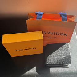 Louis Vuitton Wallet(BEST OFFERS)