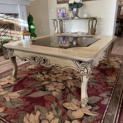 Coffee And Side Tables