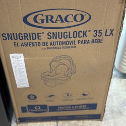 Graco SnugRide Infant Car Seat
