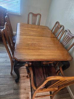 Dining table &  6 chairs