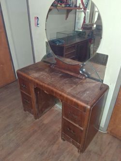 1930's Art Deco "Waterfall" style vanity