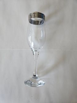 6 Wine CHAMPAGNE Glasses 8 Inches Tall