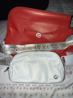 New Lulúlemon Bag Original $351 L 