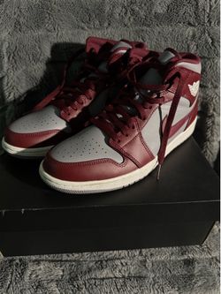 Air Jordan 1 Cherrywood Red Sneakers